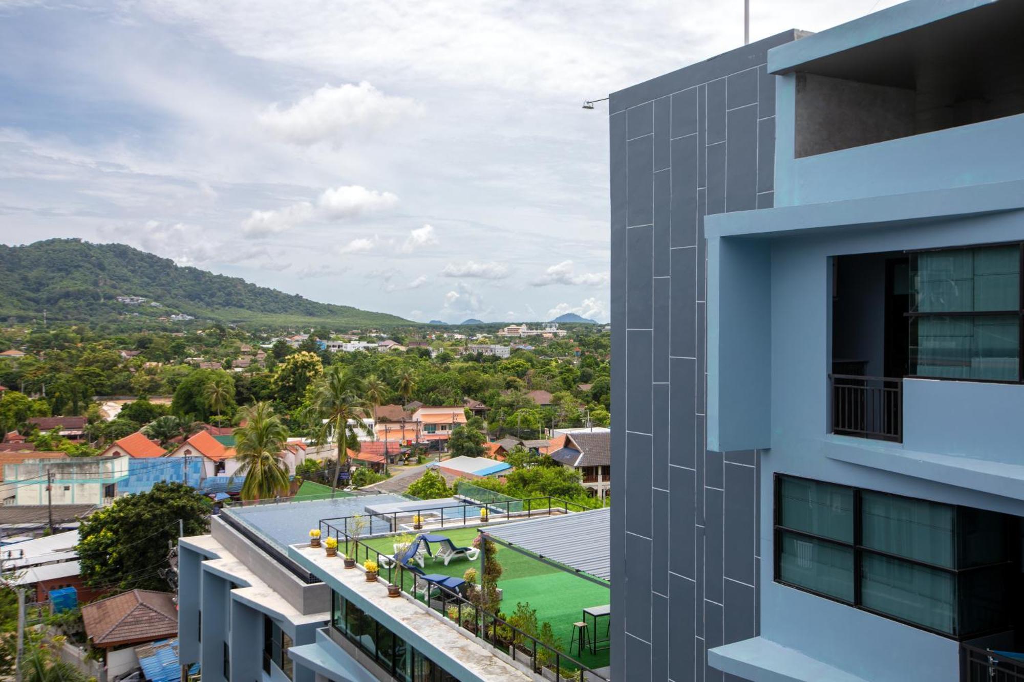 1bdr Relife Naiharn By Capital Pro Phuket