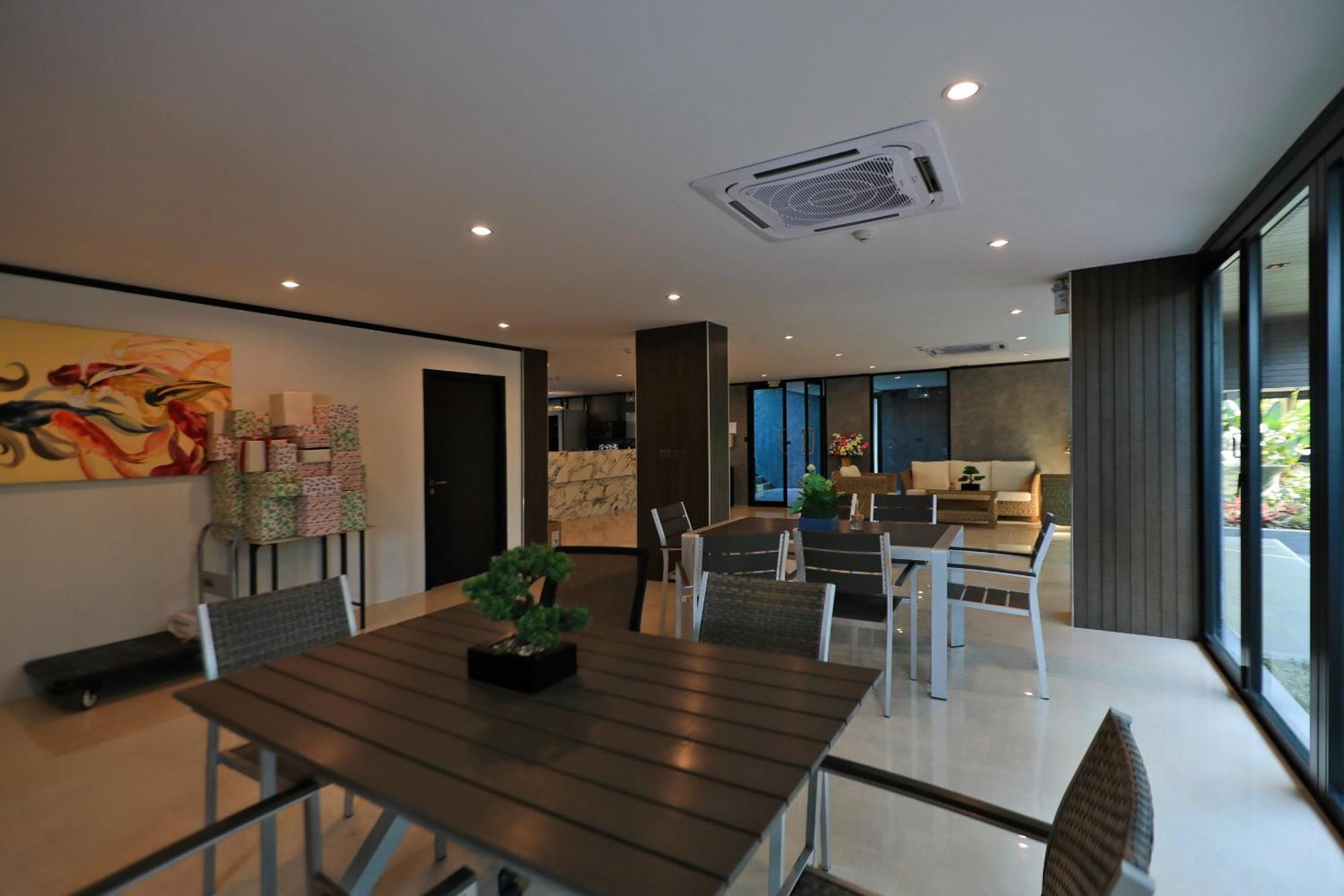 1bdr Relife Naiharn By Capital Pro Phuket